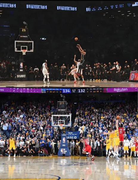 《NBA重播网，带你重温经典瞬间，回味篮球激情！》