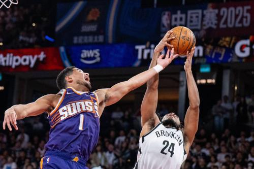《NBA太阳队：这颗太阳，何时再次照亮篮球的天空？》