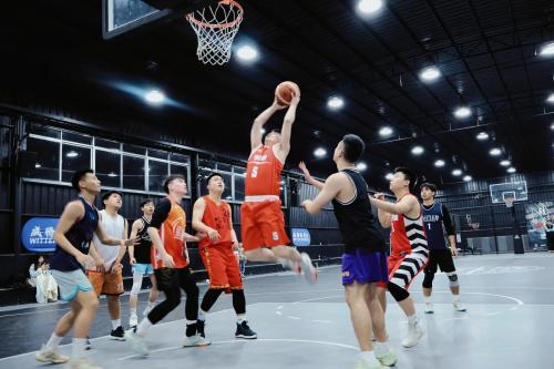 《NBA直播在线直播，激情四溢，一起见证篮球巅峰对决！》
