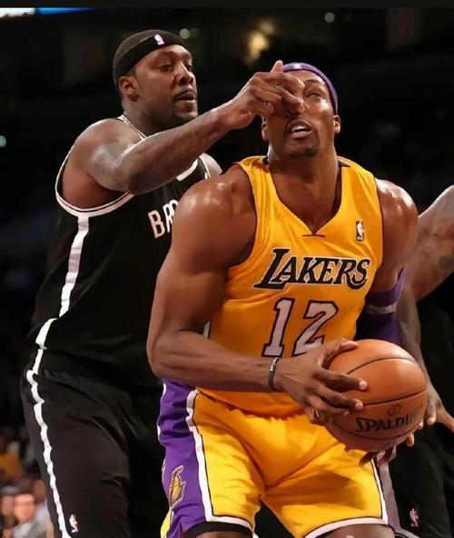 《NBA搞笑视频集锦高清，笑点满满，快来看看这些逗比球星！》